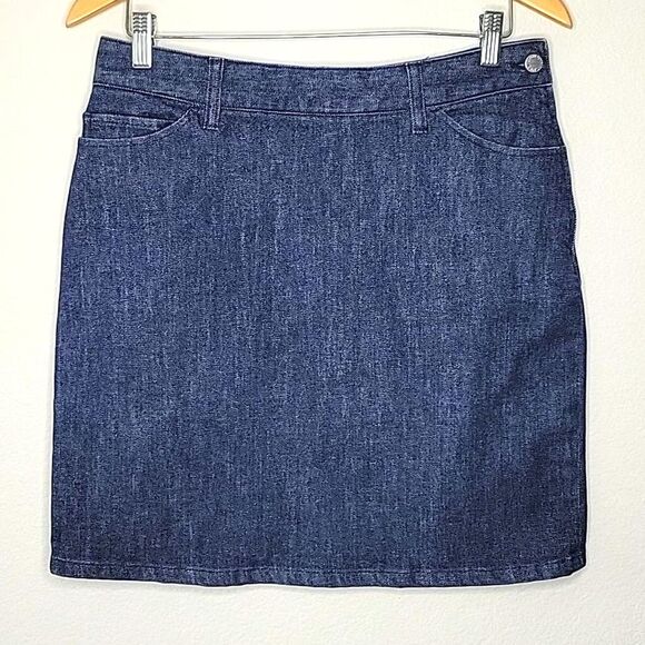 BANANA REPUBLIC Blue Denim Casual Dark Wash A-line Jeans Mini Skirt size 8 - Picture 1 of 9